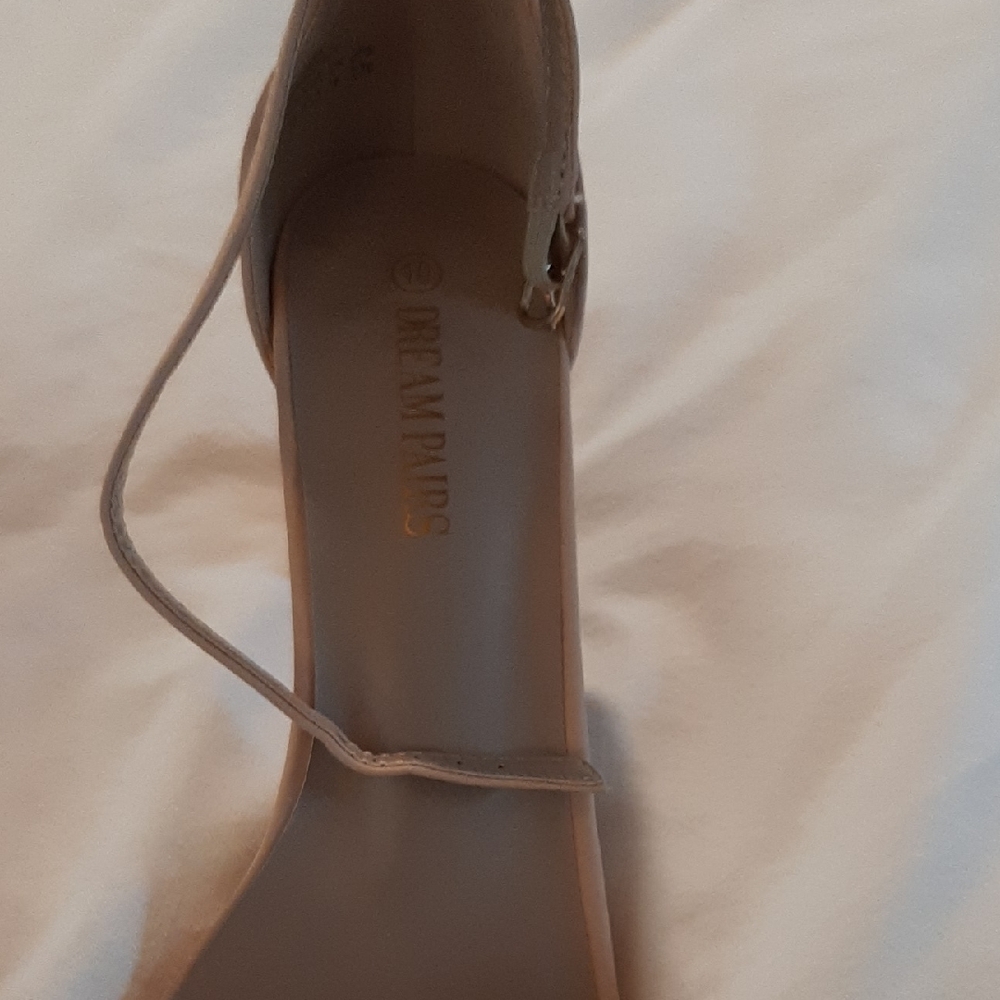 Dream Pairs Women's Beige Heels